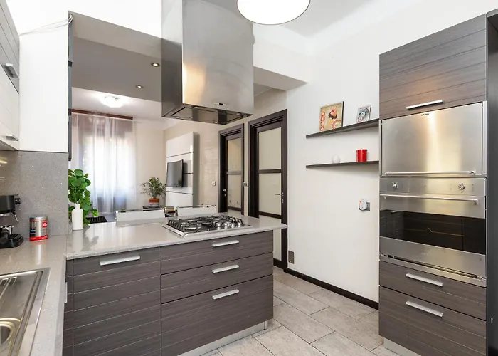 Design In Station Apartment *